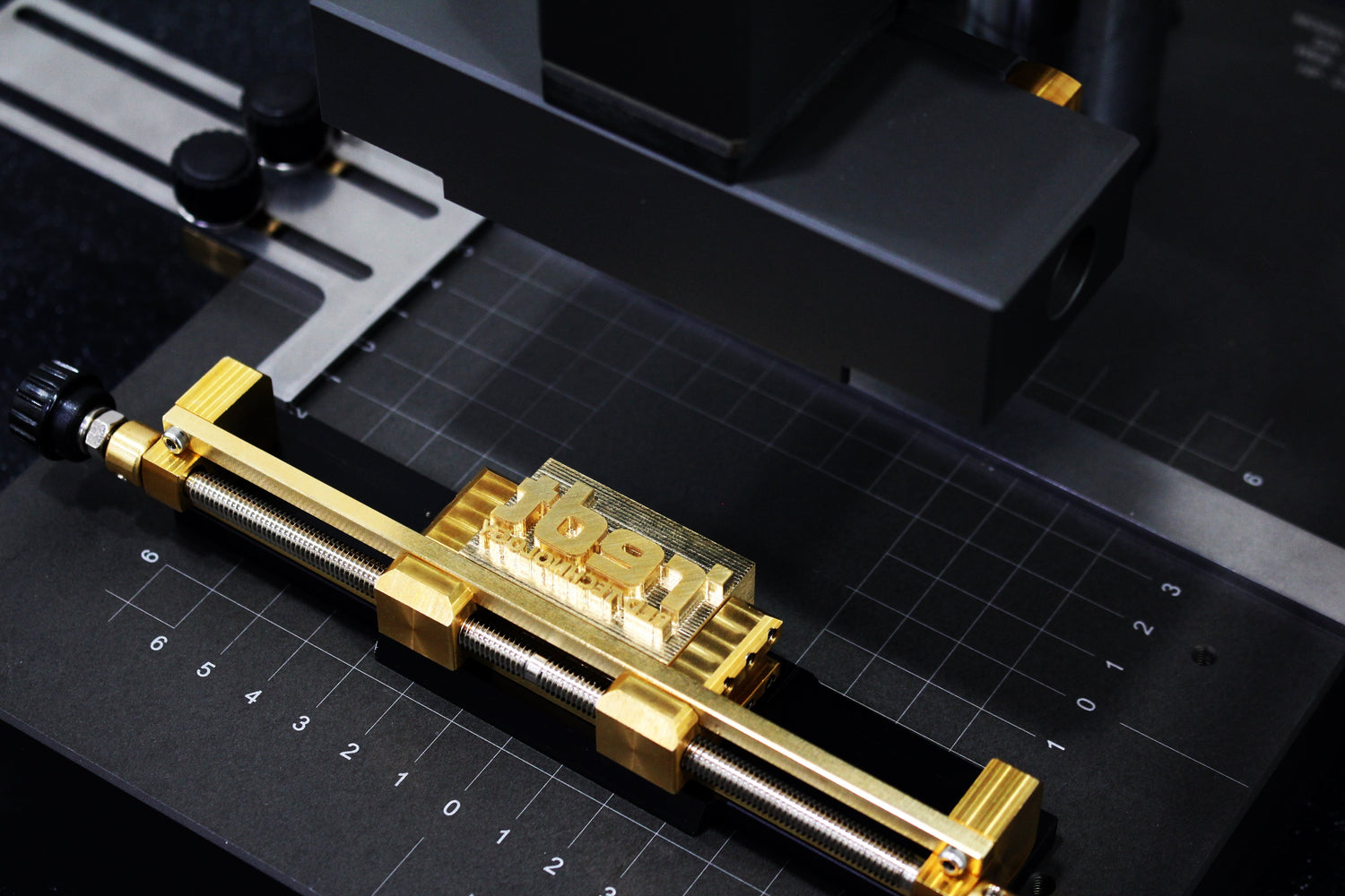 Mold & Stamp Engraving Machines